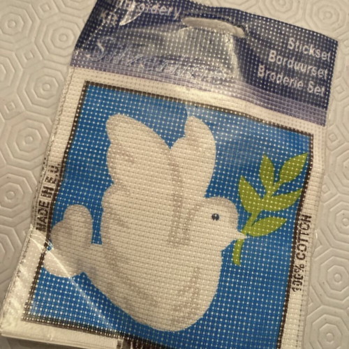 Cross stitch kit new with white dove design 12x12cm