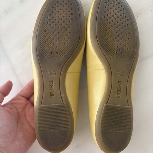 Geox ballerinas size 38 yellow new, comfy and light