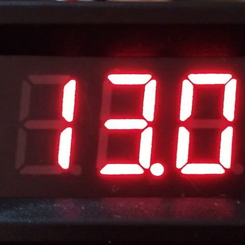 Car voltmeter new, red, 33mm x 21mm