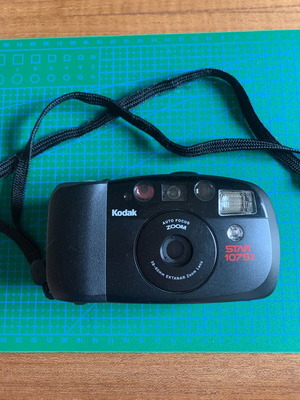 Kodak 1075z film camera like new