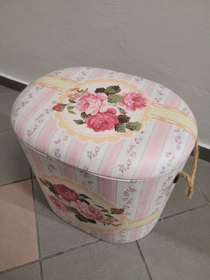 Storage stool like new