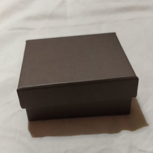 Paper box new 9x9 cm