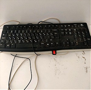 Πωλούνται δύο keyboard