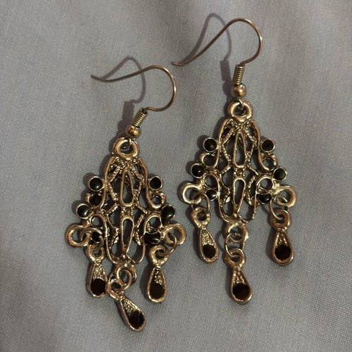 Gianniotika earrings made of steel like new, black and silver
