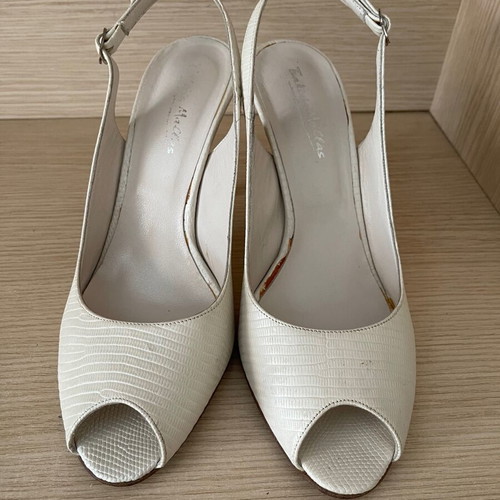Takis Mallas No 40 leather heels like new