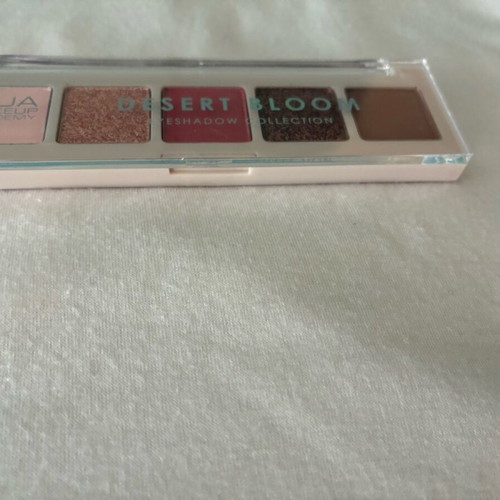 MUA Desert Bloom 5 Shade Eyeshadow Palette