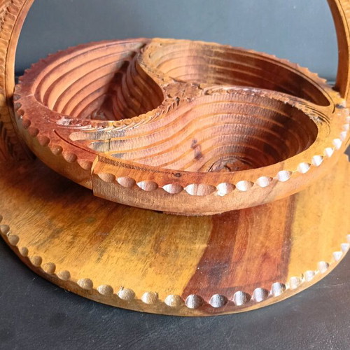 Large Handmade Carved Basket from Rosewood like new
