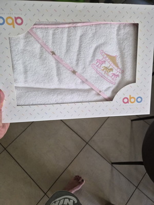 Towel for baby girls new