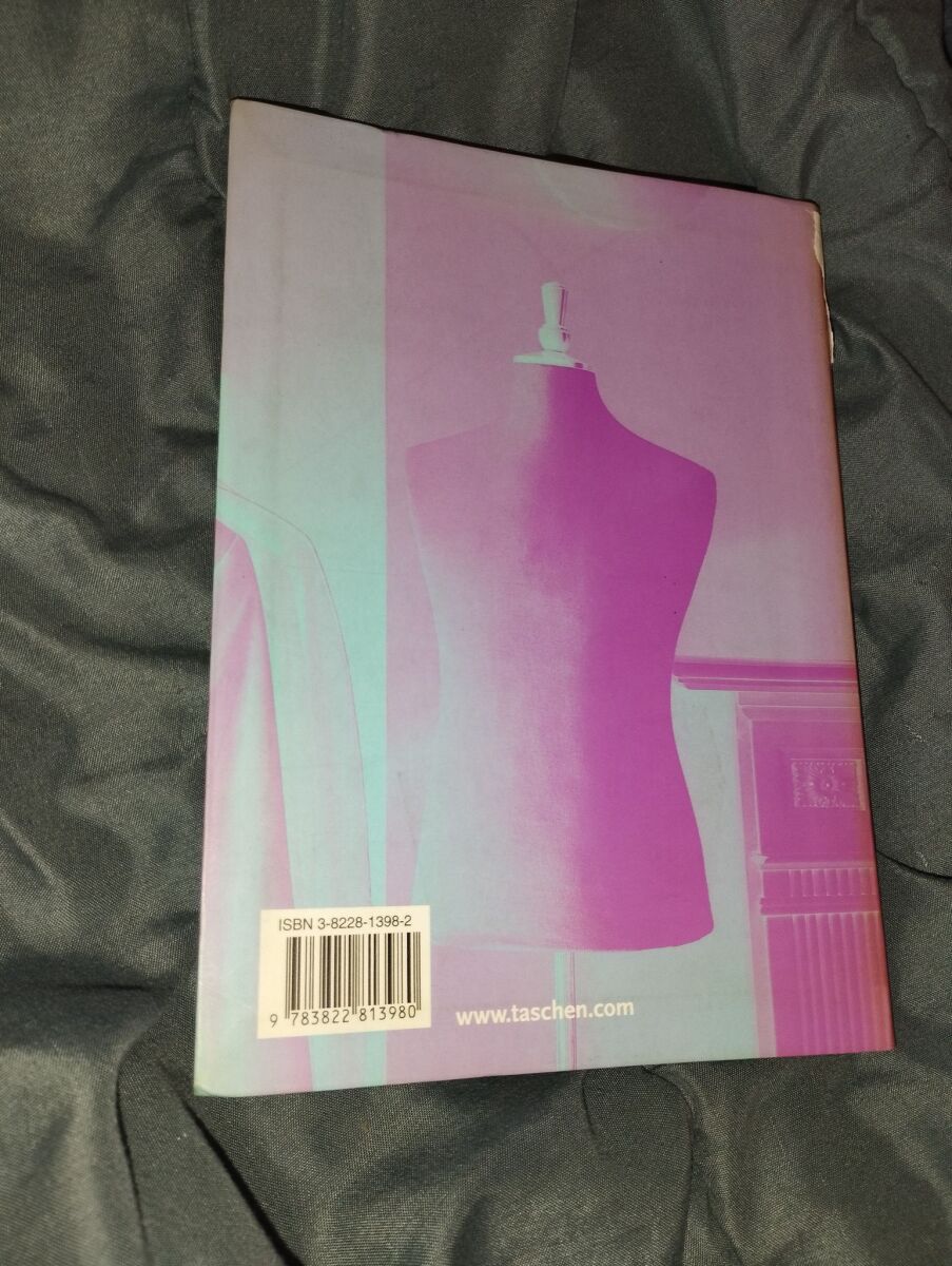 London Style Taschen book like new,… - € 12,00 - Vendora.cy