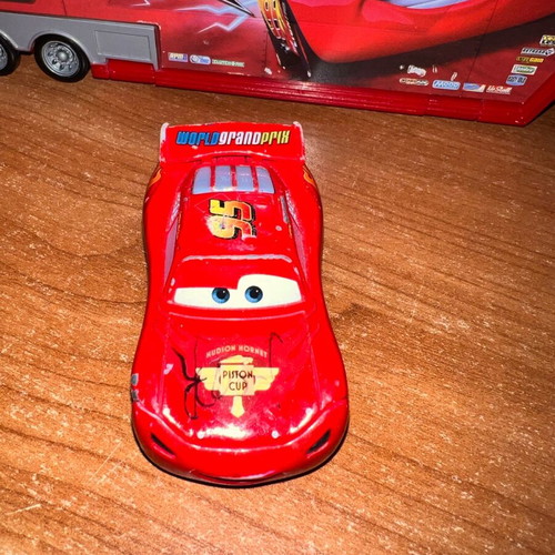 Disney Pixar Cars Lightning McQueen music-playing toy like new