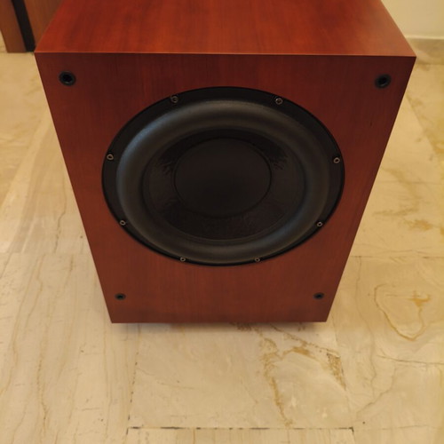 Koda Active Subwoofer 150W Like New, 10" Speaker, Wood Finish