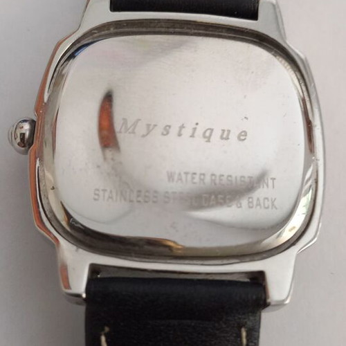 Ρολόι χειρός γυναικείο Mystique quartz με μαύρο δερμάτινο λουράκι μεταχειρισμένο