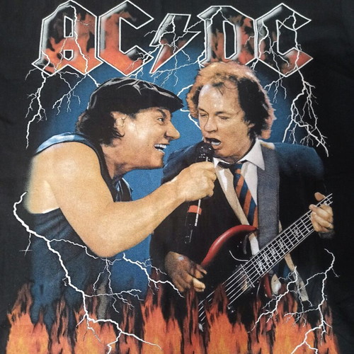ACDC t-shirt size L like new, black