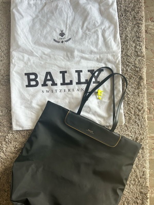 Bally nylon black shoulder tote bag like new with leather handles