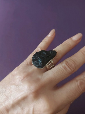 Silver ring with lava adjustable new, black and silver