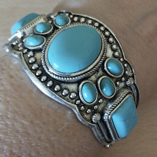 Bohemia adjustable bracelet with turquoise stones like new