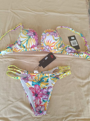 Μπικίνι Pixie swim καινούργιο, πολύχρωμο, μέγεθος L