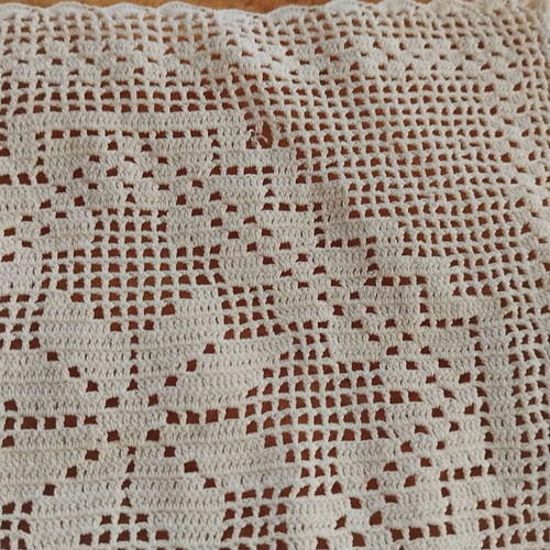 Vintage handmade filet table runner used, 70x35 cm