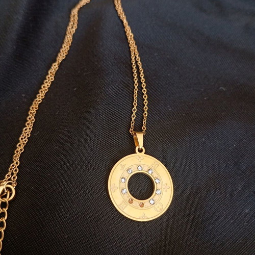 Women's necklace used, authentic, gold color, stainless steel