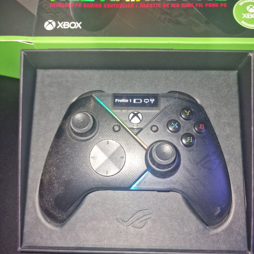 Asus Raikiri Pro Controller like new with LCD screen