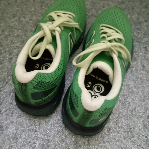 New Balance sneakers new, size 38.5, green sports shoes