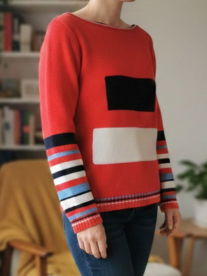 Emonite Classic knitted sweater like new, bright red with color-block design