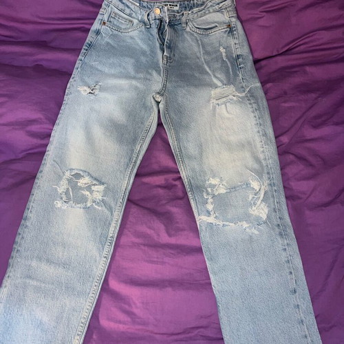 Blue jeans with rips Pull & Bear like new, size S