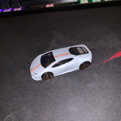Lamborghini Huracan LP 610-4 Hot Wheels used
