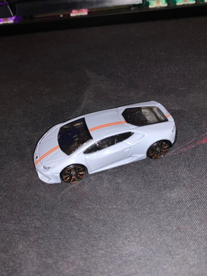 Lamborghini Huracan LP 610-4 Hot Wheels used