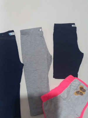 Set of 2 Capri leggings and shorts No.8 like new