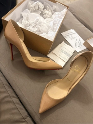 Christian Louboutin Iriza γόβες μέγεθος 36.5 μεταχειρισμένες, μπεζ, τακούνι 10 εκ.