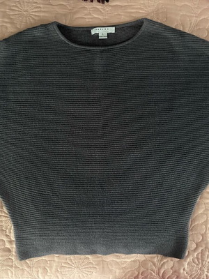 Knit sweater with batwing sleeves size L like new, dark gray
