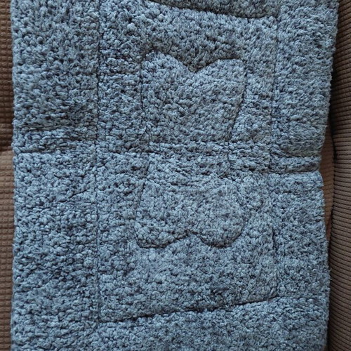 Dog mat bed size 60 x 45 x 3 cm like new