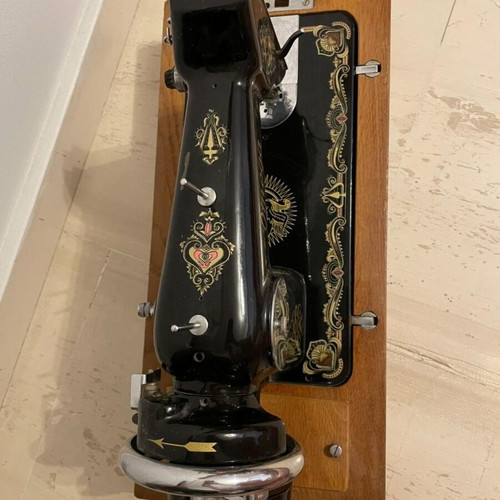 Omega sewing machine used, vintage, functional