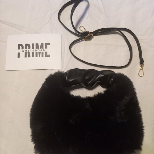 Black handbag new with strap for shoulder