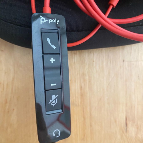 Poly C5220 headphones with mic like new, usb - jack
