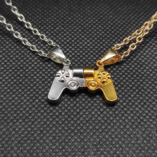 Matching gaming necklace with magnet new, set of 2