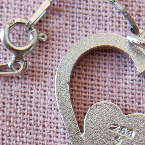 Silver necklace 925 with heart pendant, like new