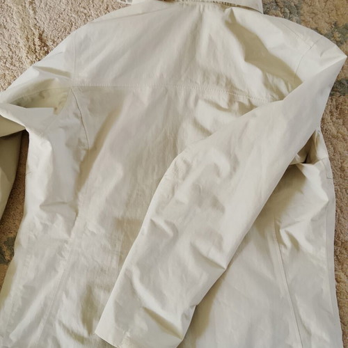 Quechua jacket beige windproof and waterproof large like new