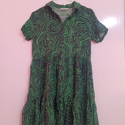 Stradivarius green long shirt dress Small used with black pattern