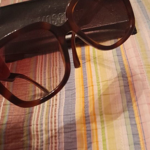 Moschino women's sunglasses like new, brown