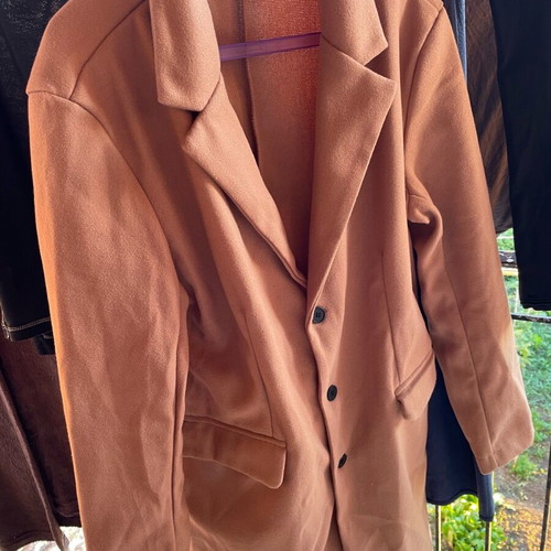 Tabba light coat new, size L