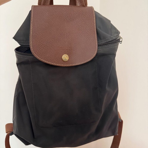 Longchamp backpack used, zipper needs repair, beige and gray