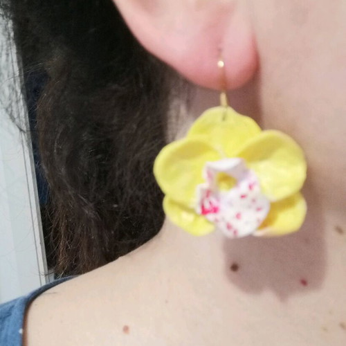 Orchid earrings like new, handmade from polymer clay