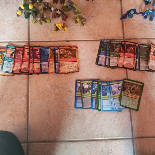 Gormiti collection used with figures and cards