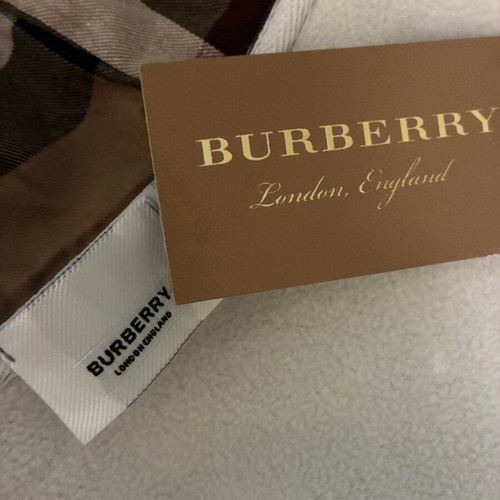 Burberry zip up jacket size M like new gray beige