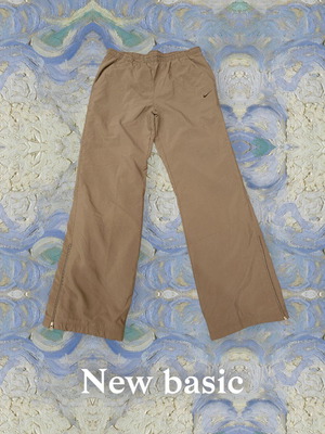 Vintage Nike pants new with tags, brown
