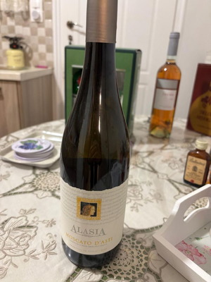 Κρασί Moscato d'Asti καινούργιο