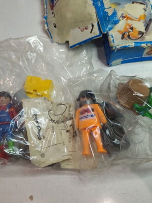 Playmobil Minion sets used, sealed bags, damaged boxes, codes 3796 3752 3678