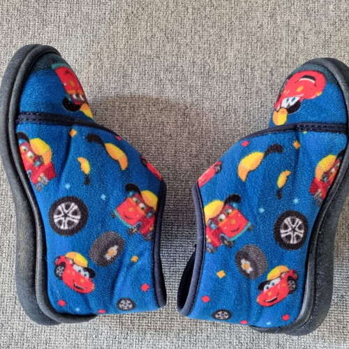 Mini Max Anatomical Kids Slippers Size 25 Like New Blue